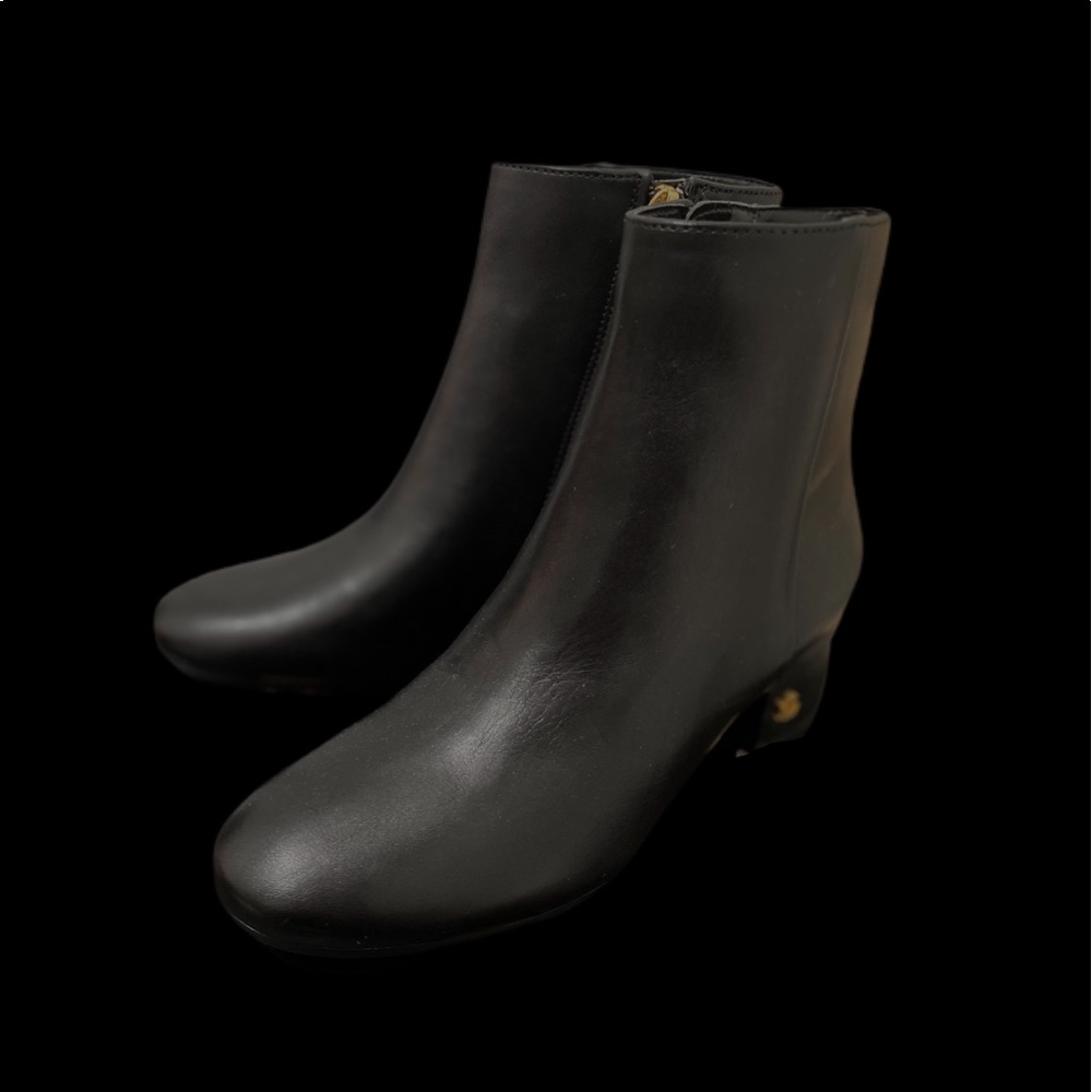 Lauren Ralph Lauren booties! Never worn!!!